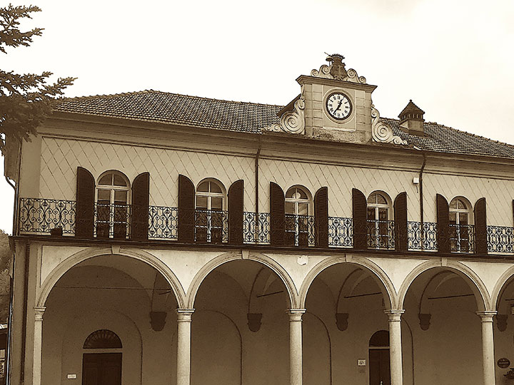 BOUTIQUE HOTEL